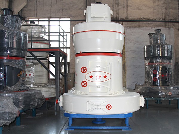 活性炭磨粉工藝流程、全套設(shè)備價(jià)格及生產(chǎn)現(xiàn)場