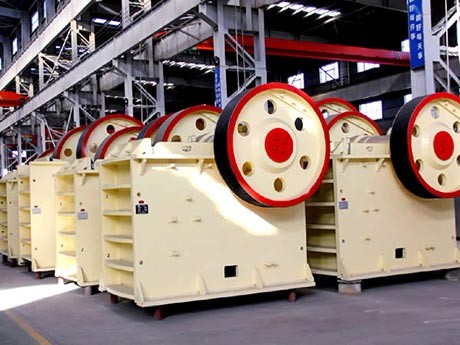 顎式破碎機有幾種型號，產(chǎn)量大概多少？