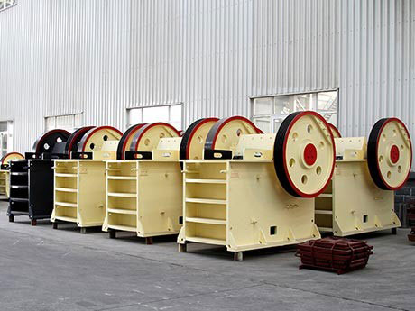 小型碎石生產(chǎn)線設(shè)備多少錢？（附一套臨沂現(xiàn)場(chǎng)碎石流程詳解）