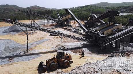 玄武巖用什么破碎機(jī)好，大型玄武巖破碎機(jī)設(shè)備多少錢