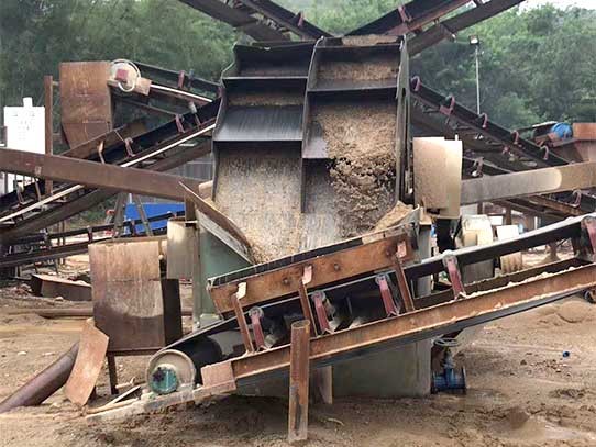 開(kāi)沙場(chǎng)需要投資多少錢(qián)？需要什么手續(xù)和設(shè)備