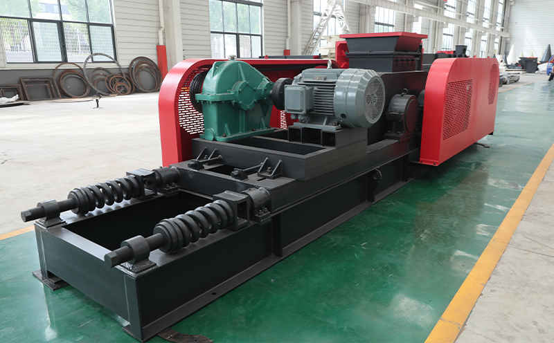 珍珠巖對(duì)輥式破碎機(jī)