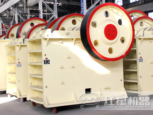 低噪音顎式破碎機(jī)