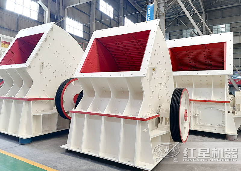 錘式制砂機(jī)可一次破碎成型
