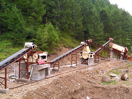 時(shí)產(chǎn)230方石頭制砂機(jī)多少錢一臺，哪家便宜