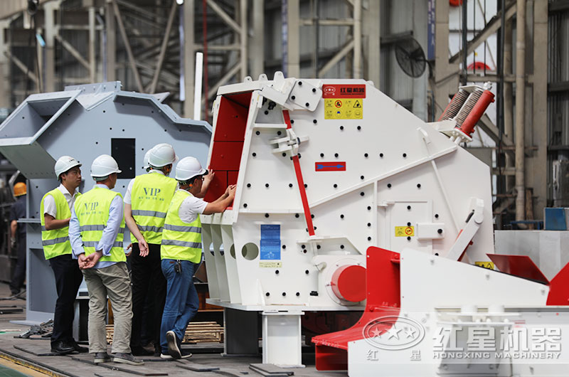 細(xì)碎就用反擊破碎機(jī)