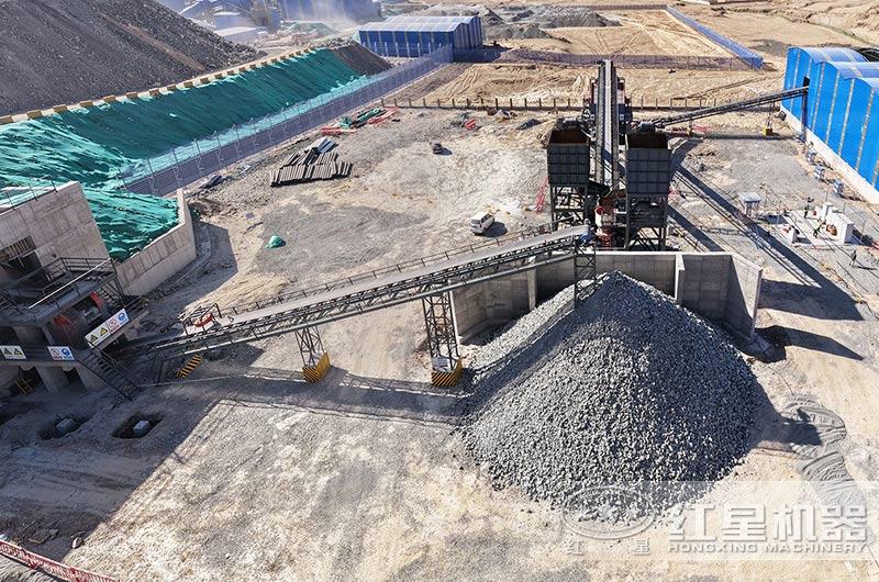 時(shí)產(chǎn)300噸石料破碎機(jī)是多大型號(hào)的？生產(chǎn)線配置