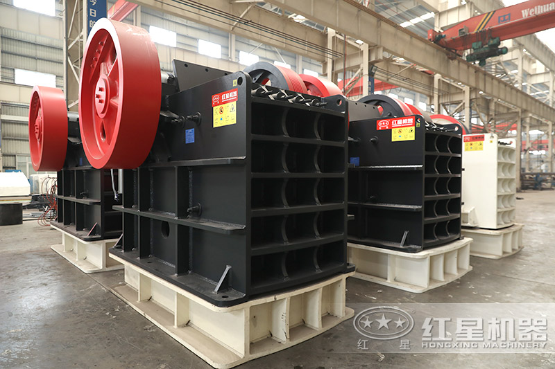 顎式破碎機是主要粗碎設備