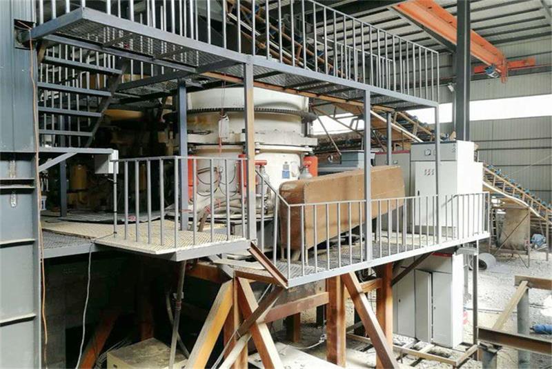 圓錐型碎石機(jī)300價格多少—型號參數(shù)及現(xiàn)場視頻