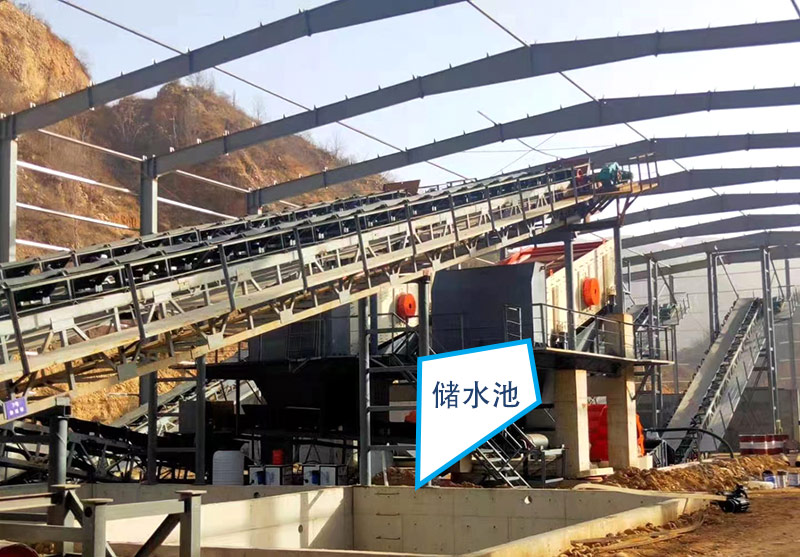 輪斗洗砂機(jī)作業(yè)現(xiàn)場(chǎng)配置沉淀池