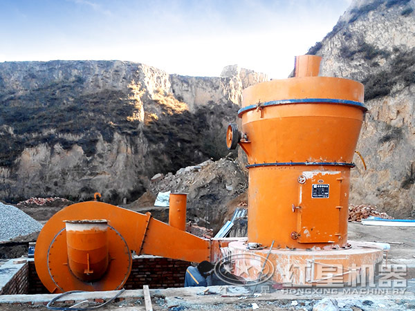 磨粉生產(chǎn)現(xiàn)場(chǎng)