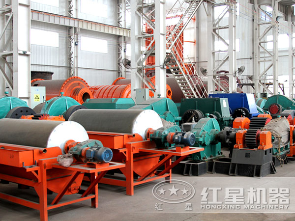 各大型號(hào)的紅星筒式磁選機(jī)