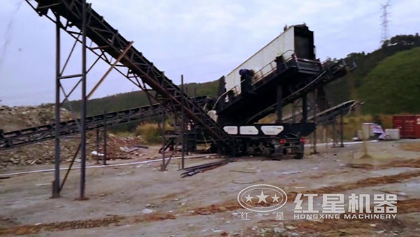 移動破碎站工作現(xiàn)場細節(jié)實拍