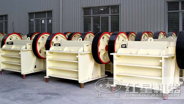 PEX顎式破碎機(jī)車間