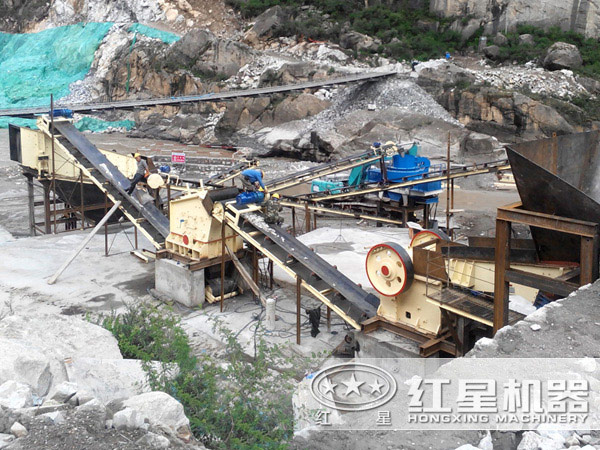 砂石生產(chǎn)線現(xiàn)場