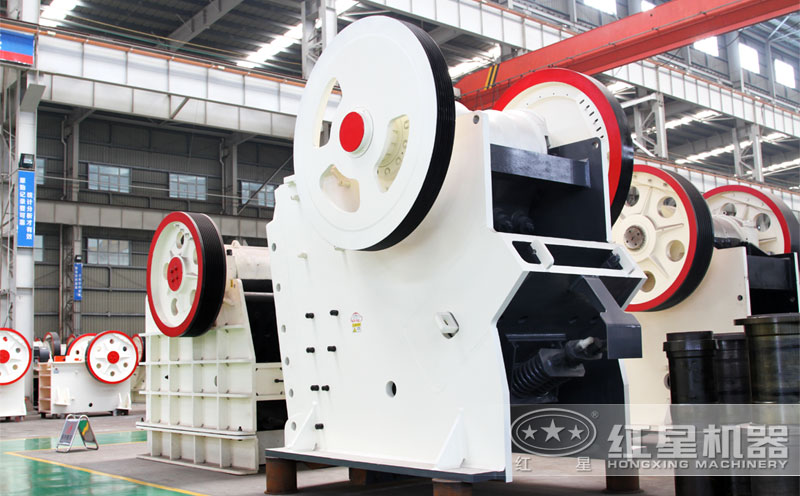 歐版顎式破碎機(jī)車間