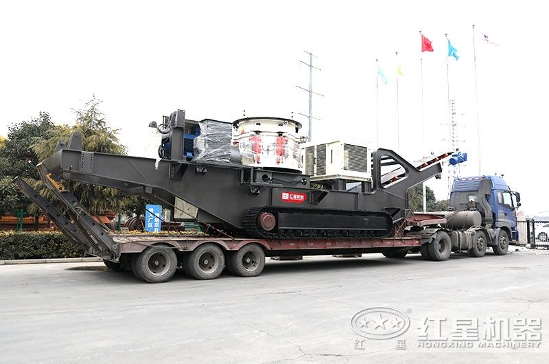 移動履帶破碎機(jī)發(fā)貨中