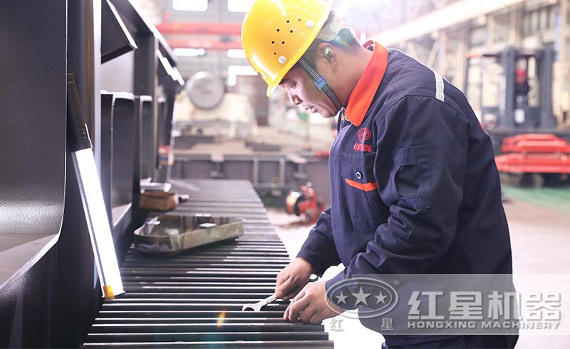 車(chē)間師傅的匠心工藝