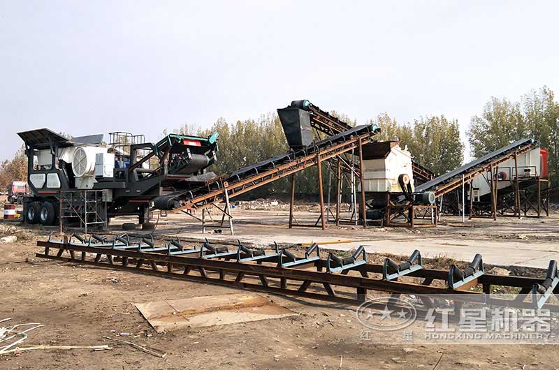 移動(dòng)顎式破碎機(jī)和固定式反擊破碎機(jī)搭載使用