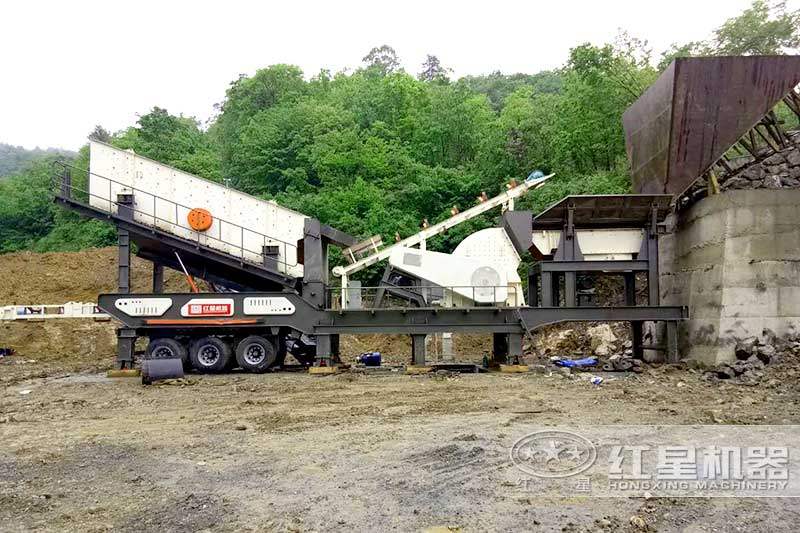 移動(dòng)系列錘式破碎機(jī)停好就能用