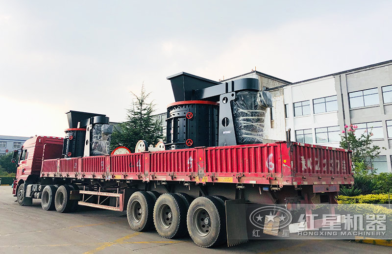 復(fù)合式破碎機(jī)發(fā)貨山西