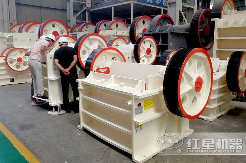 細(xì)顎式破碎機(jī)設(shè)備