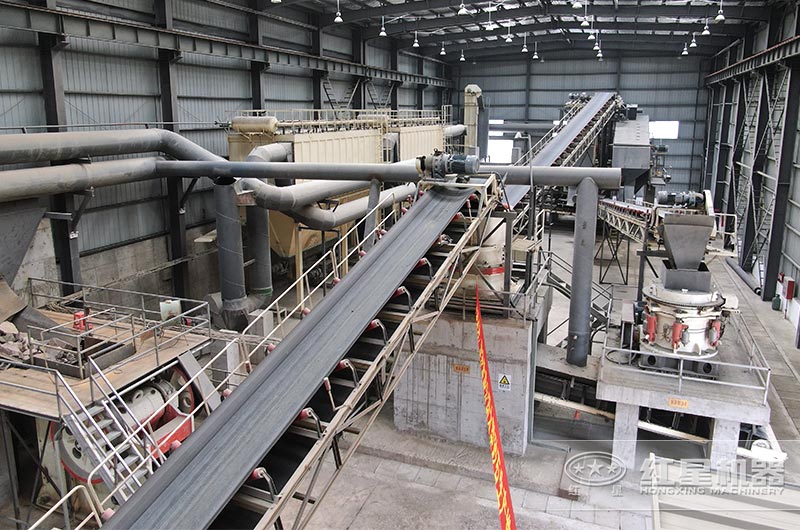 破碎機現(xiàn)場