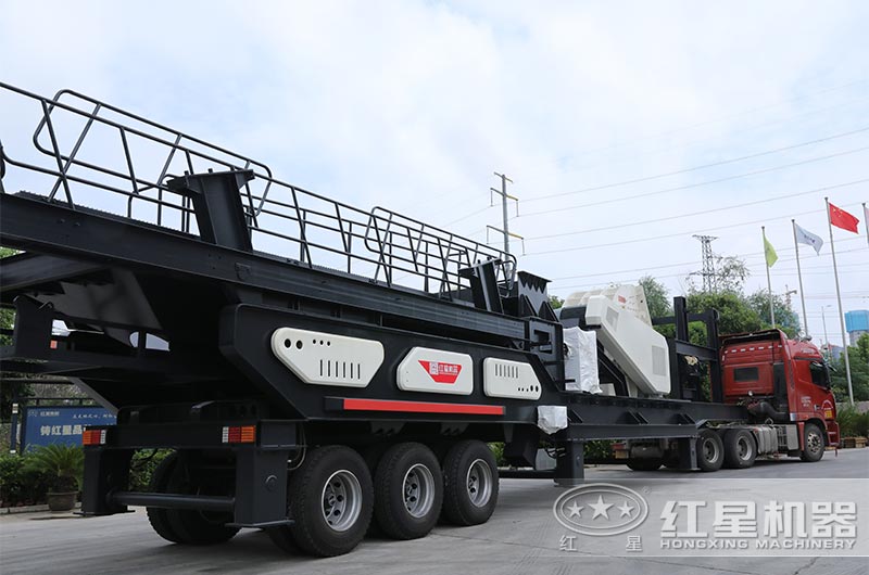 【真實(shí)反饋】移動(dòng)破碎機(jī)生產(chǎn)線開工一個(gè)月，優(yōu)點(diǎn)槽點(diǎn)大盤點(diǎn)