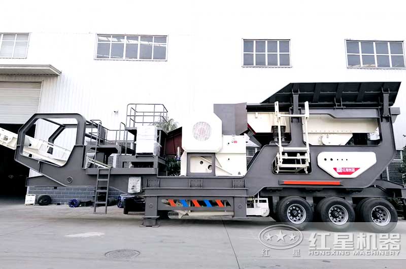 顎破移動(dòng)式破碎機(jī)