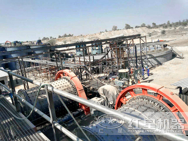 球磨機(jī)現(xiàn)場