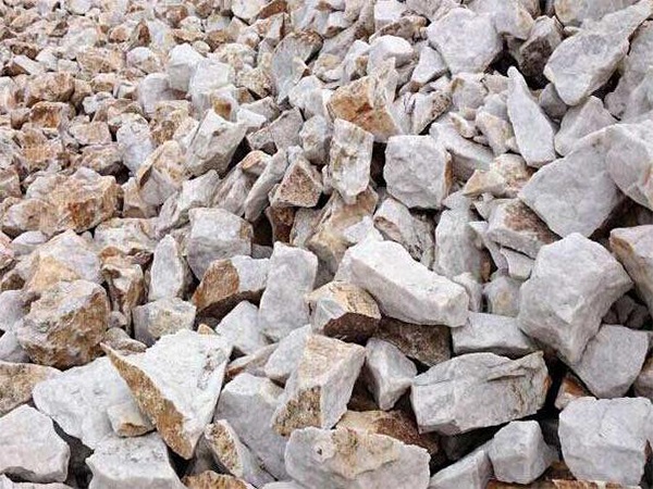 石英石粉碎設(shè)備有哪些