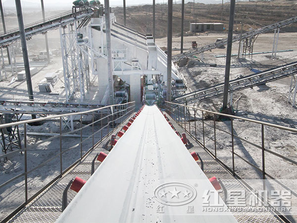 皮帶輸送機(jī)工作