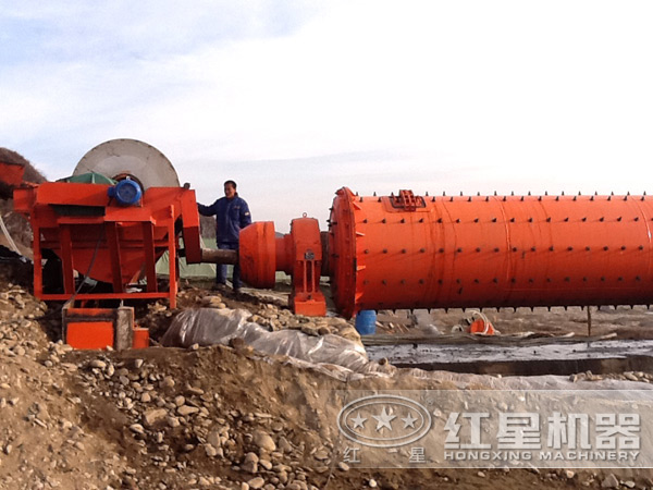 鐵礦石加工現(xiàn)場圖