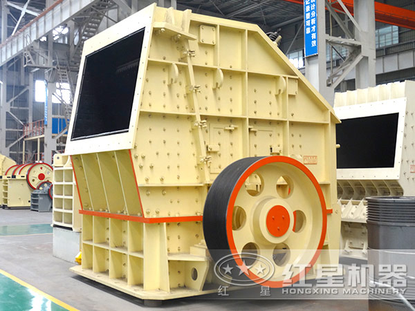 反擊式破碎機(jī)實(shí)拍圖